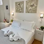 Cosy Avenida *